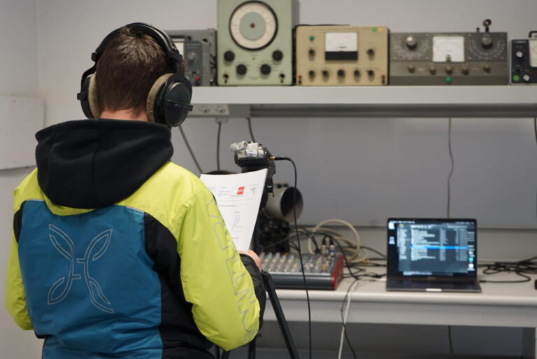 Laboratorio per le scuole “Ghiaccio dell’Adamello: corpo sensibile”